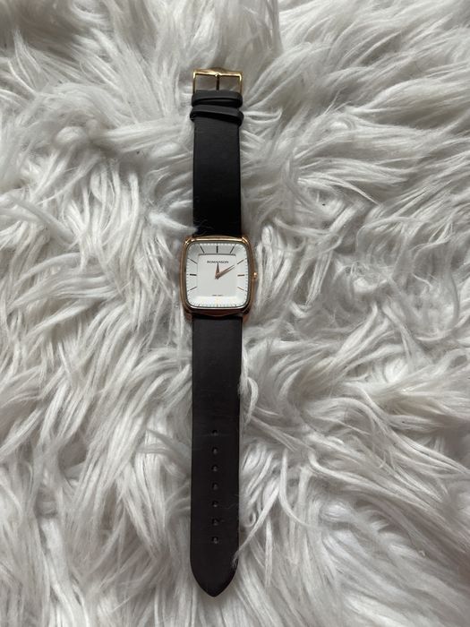 Годинник Romanson