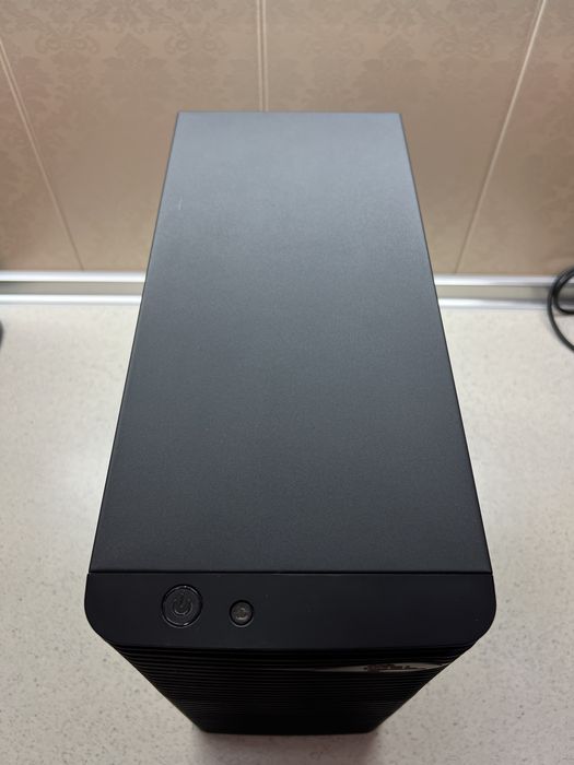 Asus Prime A320M-K , AMD Ryzen 3 4300GE, DDR4 16 GB, SSD 250GB