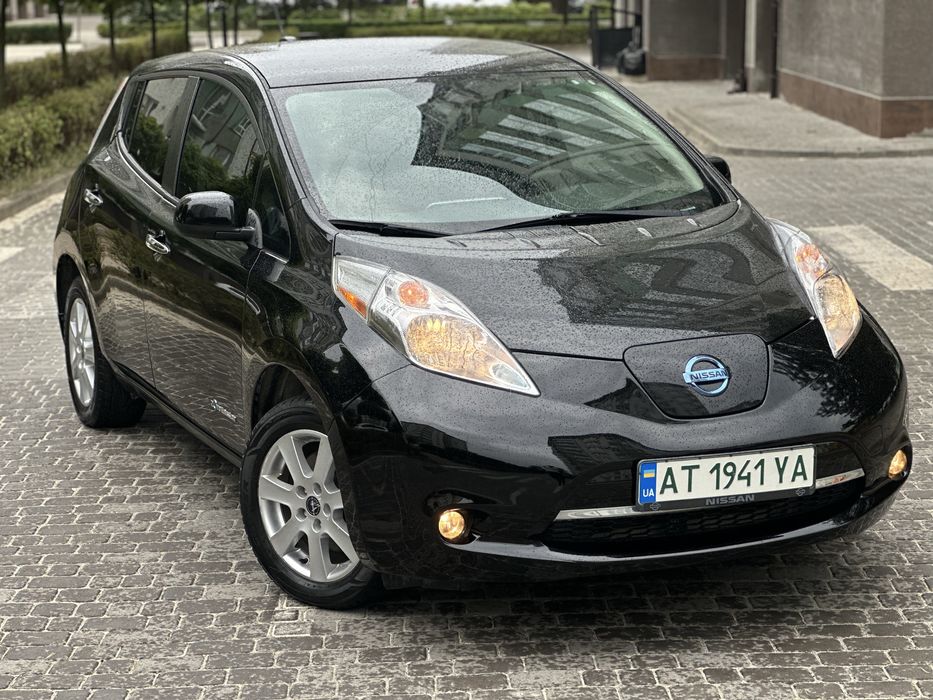 Продам Nissan Leaf 2017