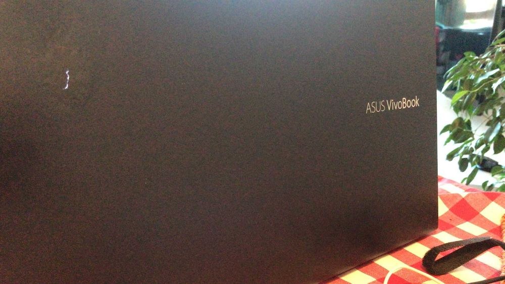 Portátil Assus Vivobook