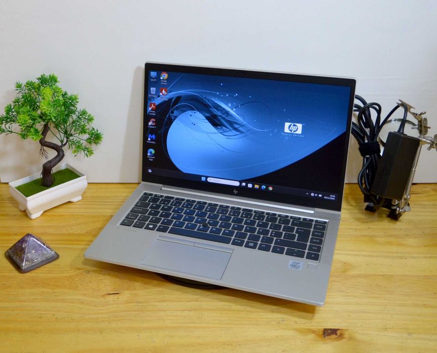 NMC- Semi-Novo - HP Aluminium i7 4.90Ghz - 32GB RAM - IA - 512GB