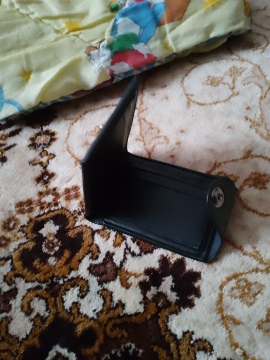 Продам гаманець Брендовий Difani