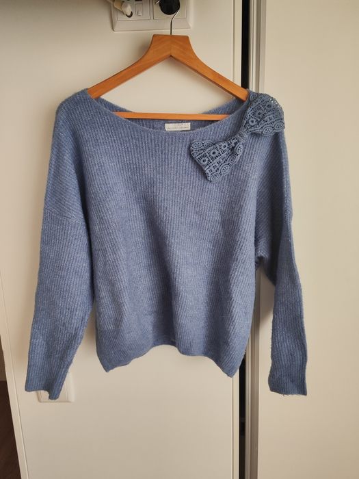 Camisola moderna azul