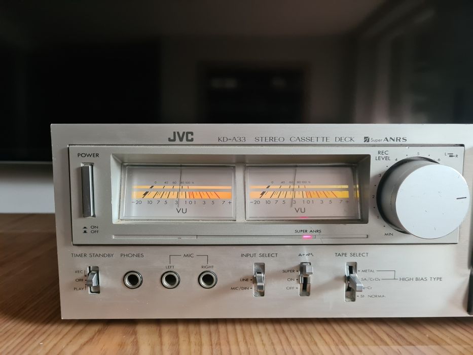Magnetofon JVC KD-A33