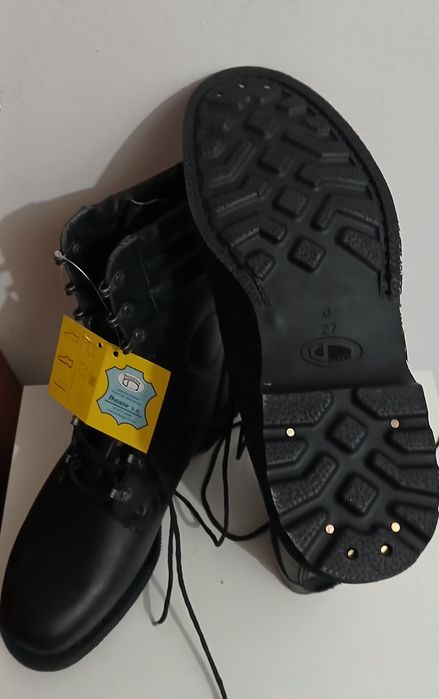 Buty wojskowe skórzane 42roz.