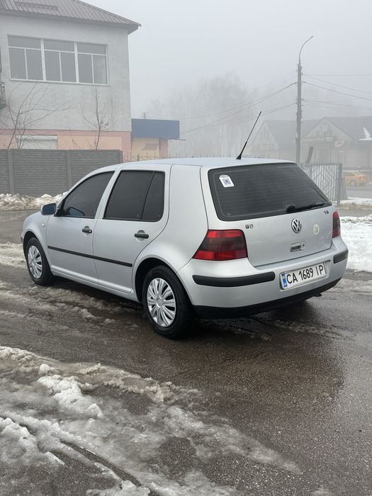 Volkswagen Golf 1998