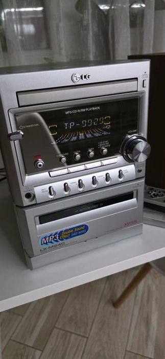 Музыкальный центр LG LX-M240
