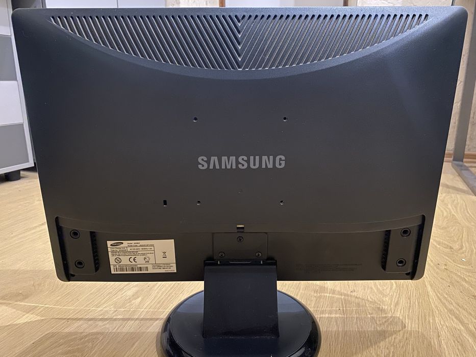 Монитор samsung syncmaster 223bw