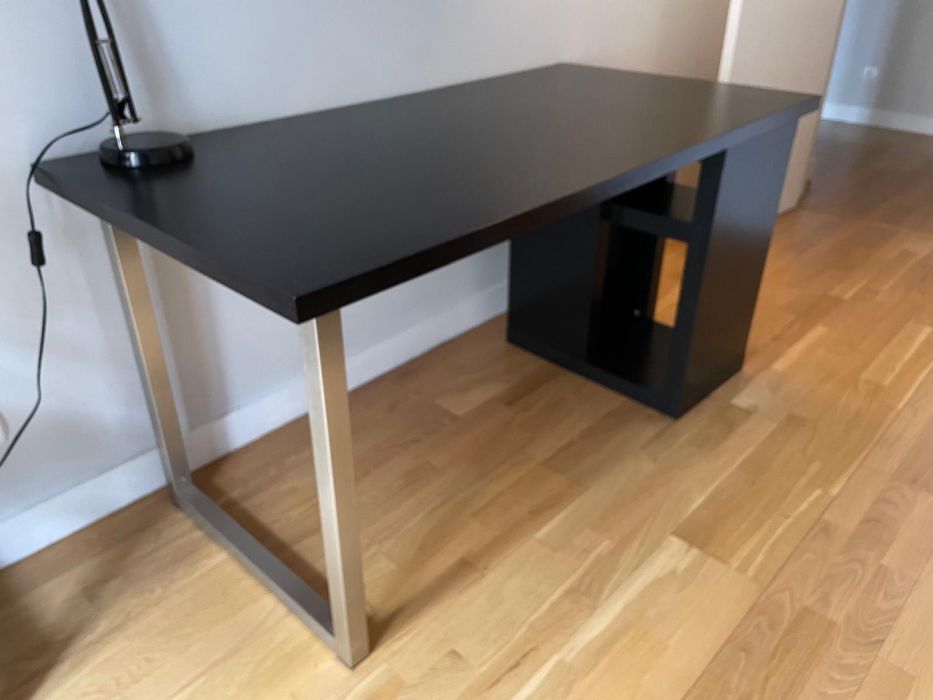 Secretaria cor wengue