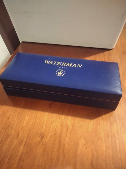Caneta waterman com caixa