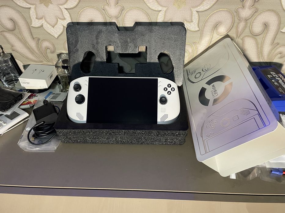 Lenovo Legion Go S 32GB 1TB