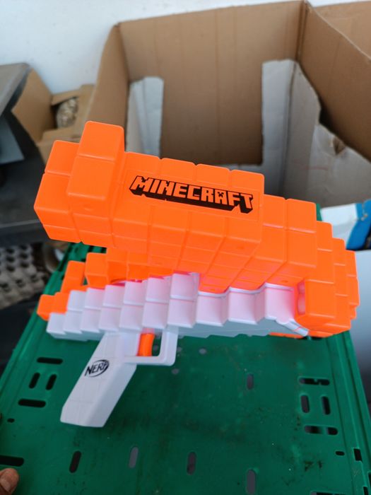 Nerf Minecraft com balas