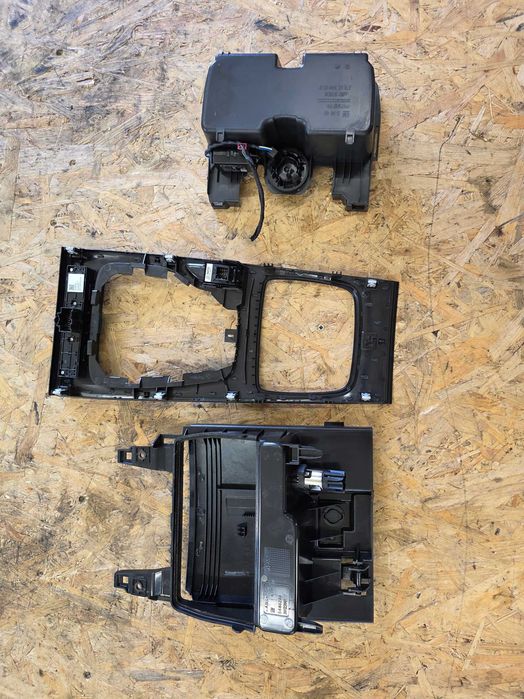 panel konsola dekor schowek Opel Insignia B 2 II  17 rok 1.6 cdti komplet