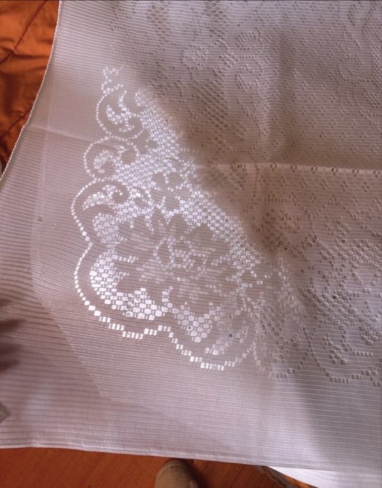 Toalha rendada como nova