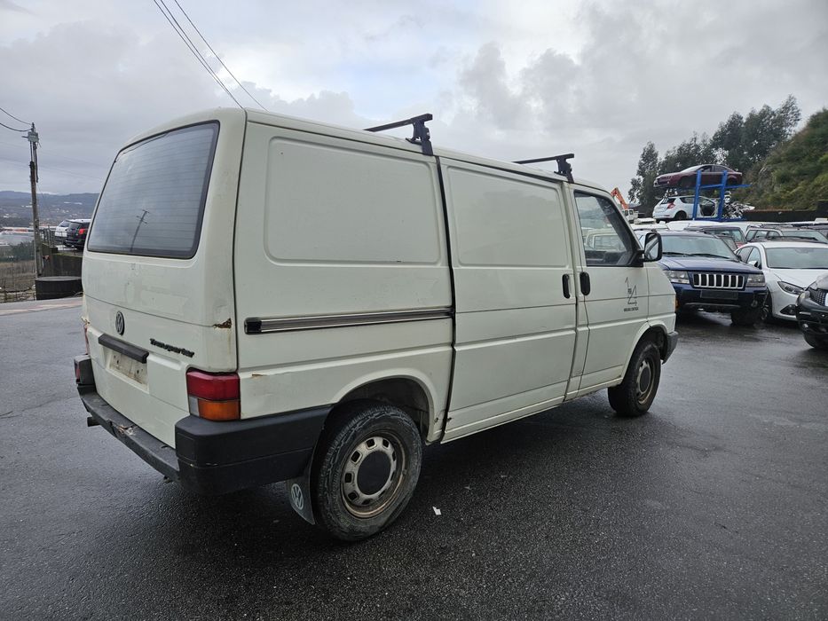 Volkswagen Transporter 2.4D de 1995 para peças