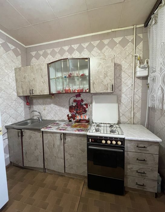 Продам или сертификат, 1комн КРУПНОГАБАРИТНУЮ квартиру на левом берегу