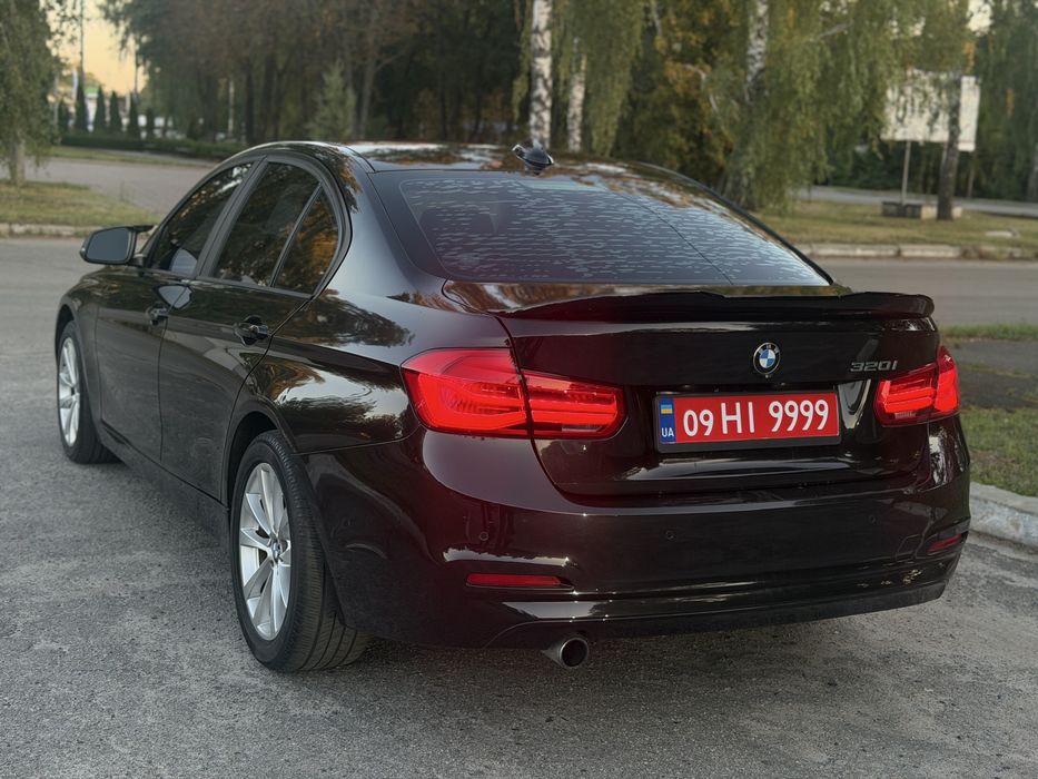 Продам Bmw 3-series f30 320i
