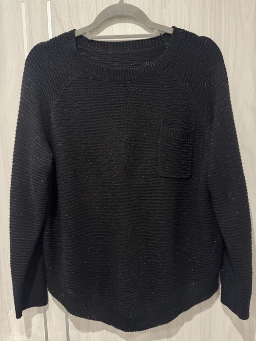 Sweter ze srebrną nitką czarny elegancki świąteczny 48/50