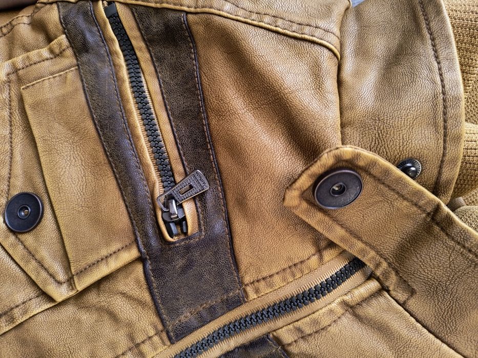 Męska brązowa kurtka ze sztucznej skóry M