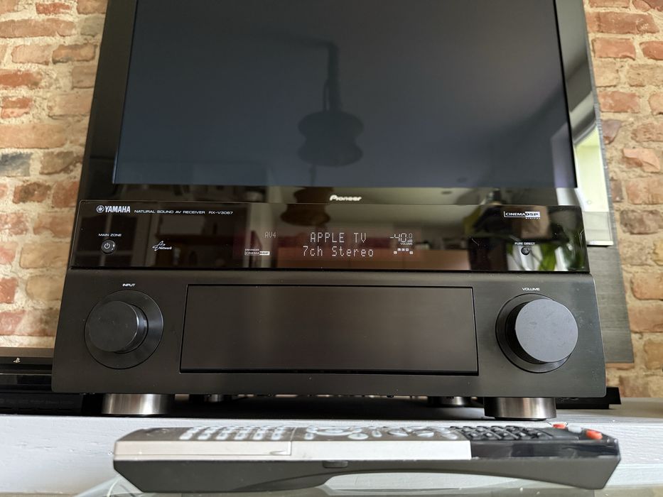 zaawansowany amplituner Yamaha RX-V3067 z pilotem zadbany