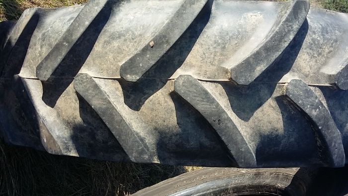 Opona 13,6R36 Continental opony używane 13.6R36