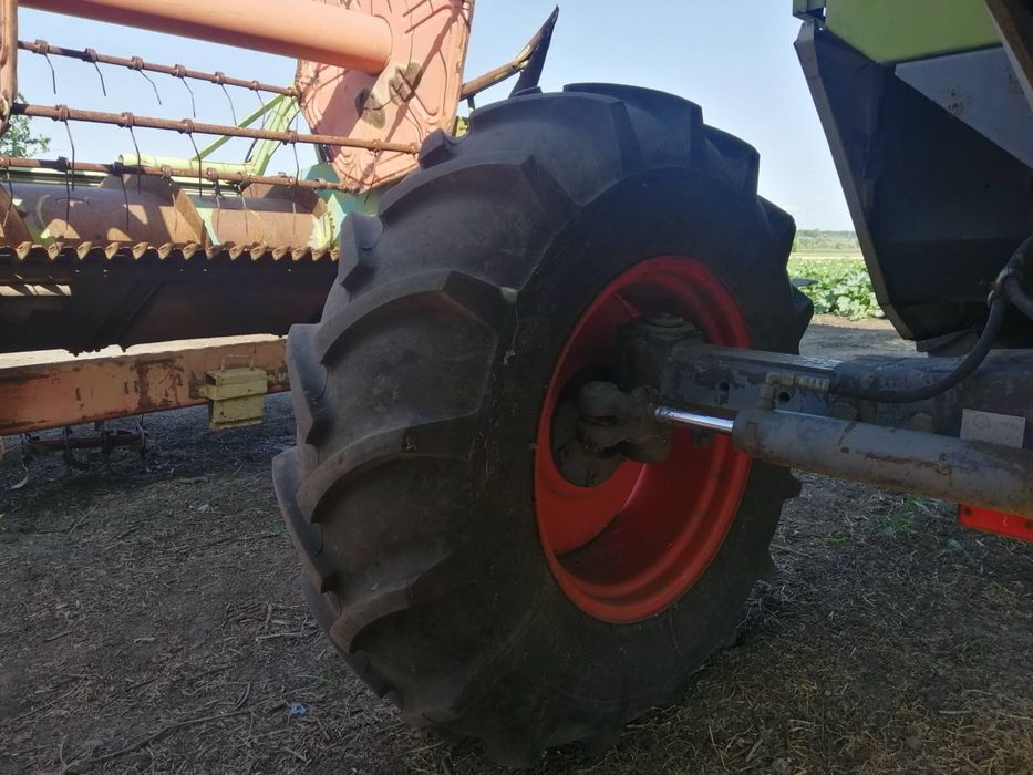 Продам комбайн МЕГА 204