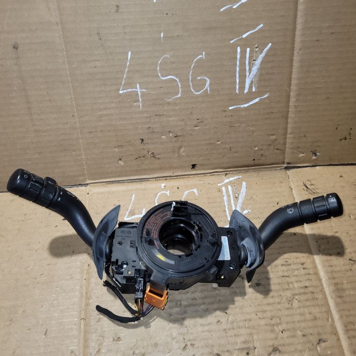 Przełącznik zespolony pająk manetki vw fox 2005r