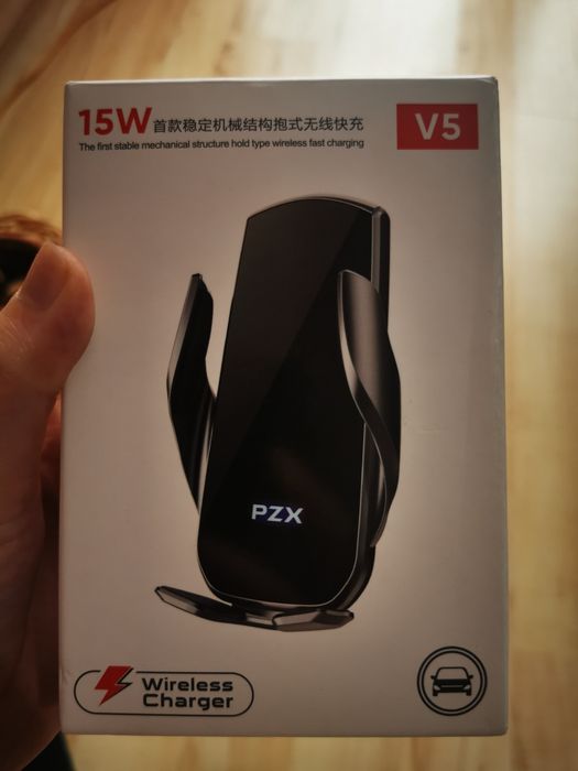 Uchwyt na telefon z ładowaniem indukcyjnym