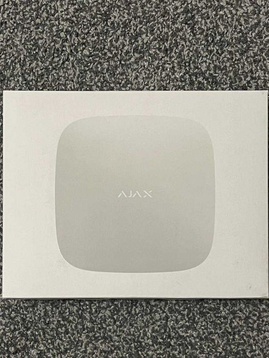 НОВИЙ! Розумна централь Ajax Hub White 1