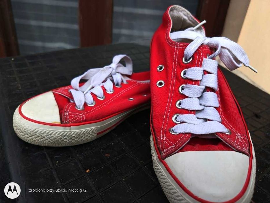 Buty Trampki młodzieżowe czerwone roz.36 STAR Stan Bardzo Dobry