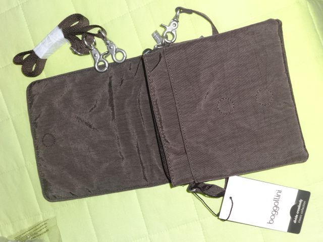 Pequena Mala castanha - NOVA