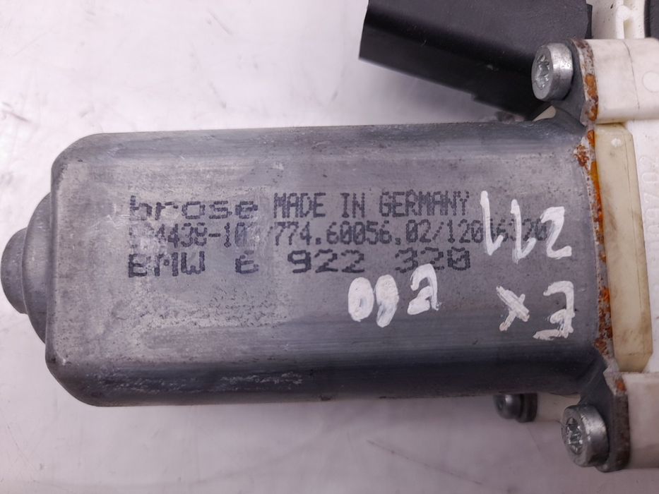 Motor vidro trás direito BMW 5 (E60)
