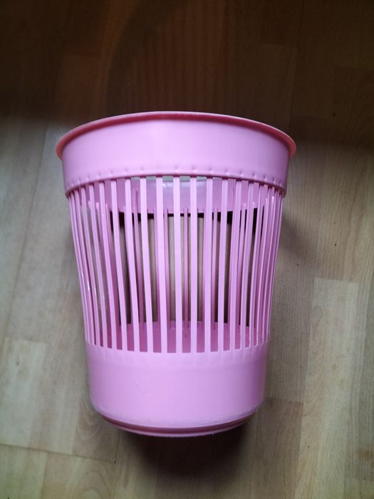 Kosz na śmieci z prl-u