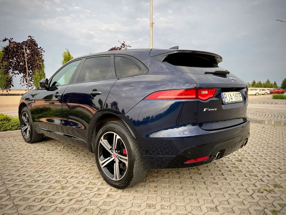 Jaguar F-Pace S 380HP AWD | LED | Panorama | Wentylowane fotele