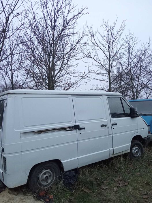 Продам renault trafic 95-го року