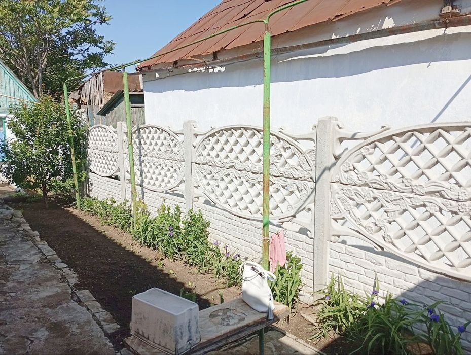 Продаю  будинок в інгульському районі .