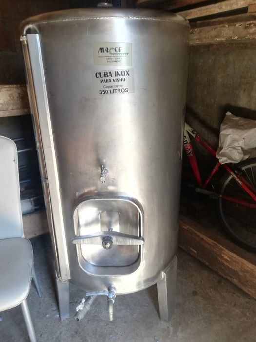 Cuba de vinho em inox 350l