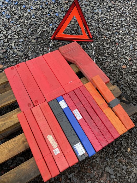 Знак аварійної зупинки