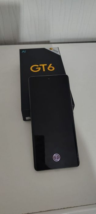 Realmi gt6  jak nowy