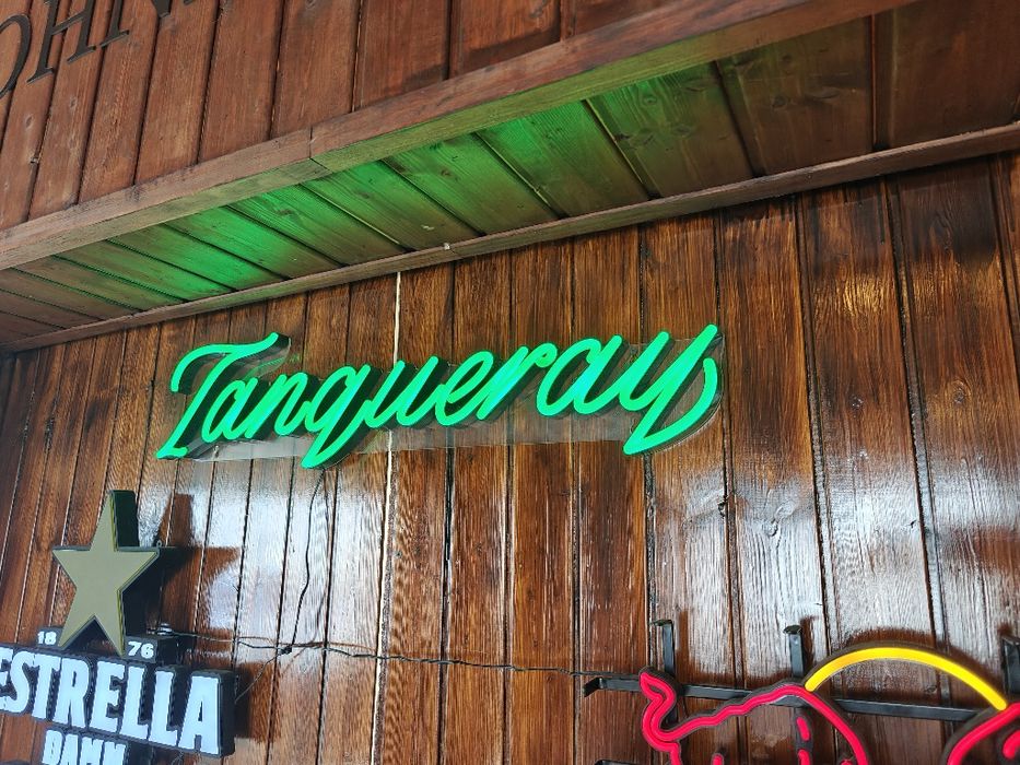 Néon verde tanqueray