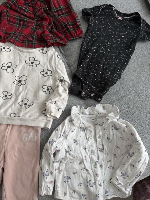 Набір одягу на дівчинку 86 розмір