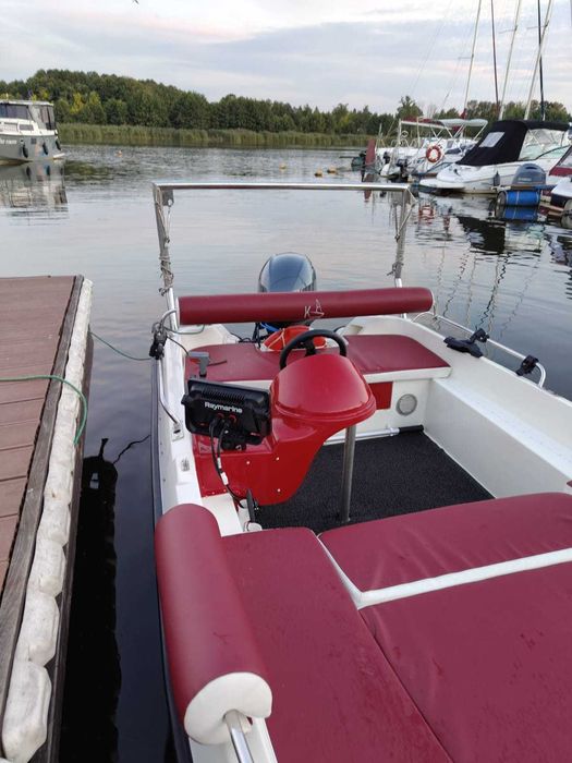 łódka motorowa rekreacyjno-wędkarska, silnik YAMAHA 30 KM
