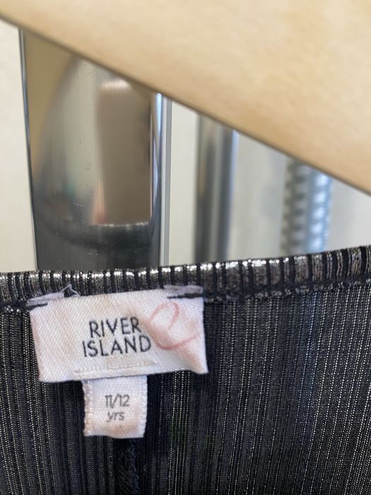 Продам святкову сукню