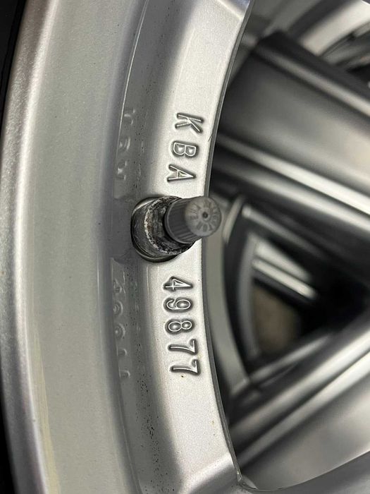 дискі тітани KBA 49877  VW Touareg TTH7 TS8987 7 1/2 Jx7H2 ET55 R17