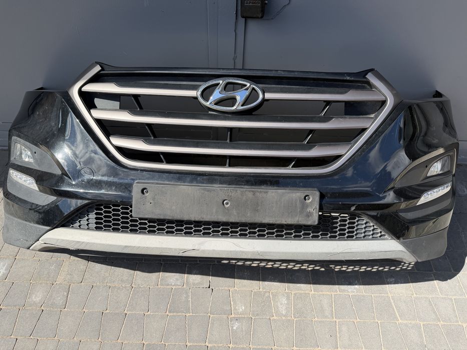 Hyundai tucson бампер .