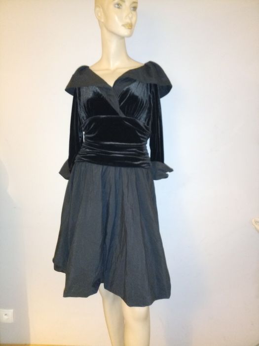 Sukienka damska Jessica Harvard