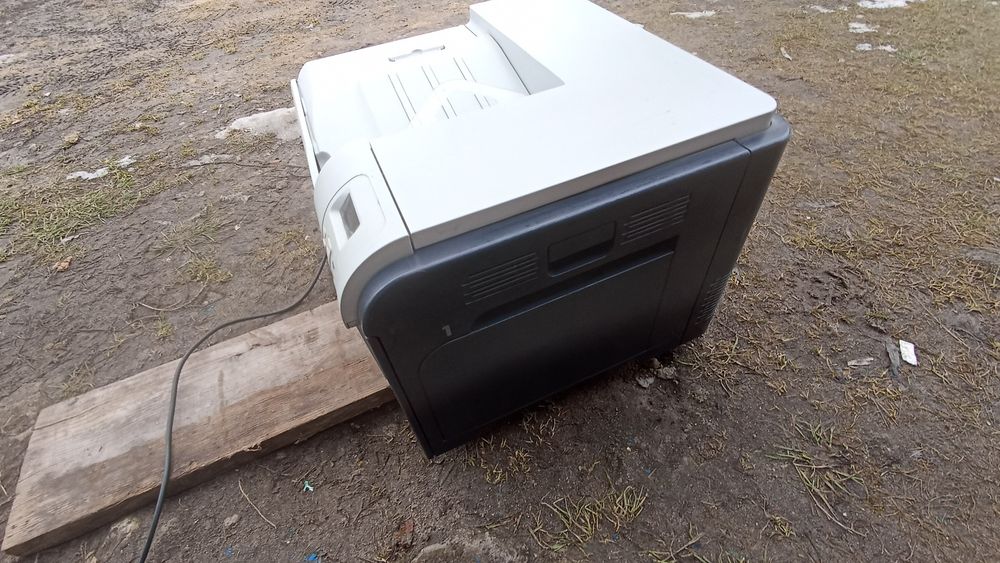 Drukarka HP Color LaserJet CP3525dn – na części