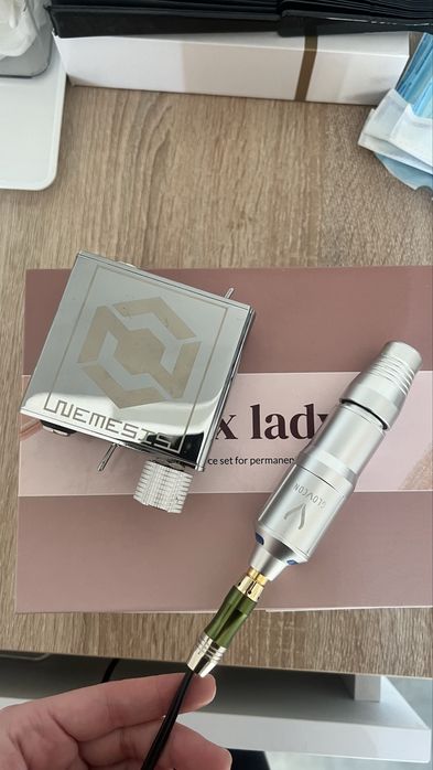 Maszynka do makijażu permanentnego (PMU) marki Glovcon Inox Lady