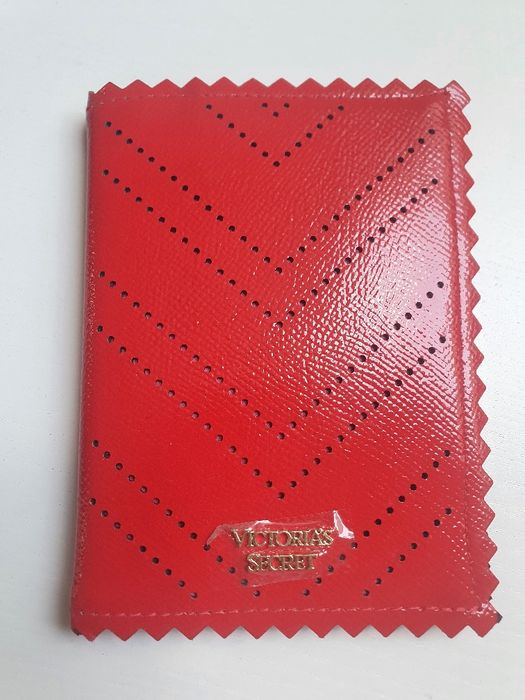 Etui na dokumenty Victoria's Secret czerwona