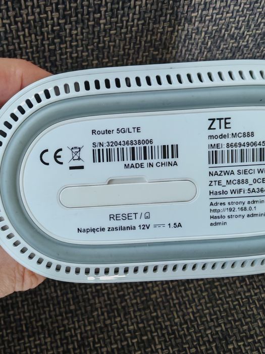 Router 5G ZTE z modemem na kartę SIM bezprzewodowy internet wifi modem